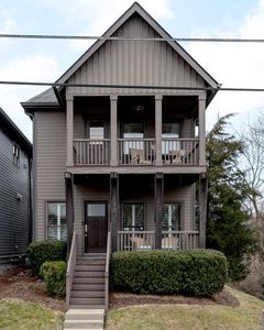 112 36th Ave N, Nashville, TN, 37209