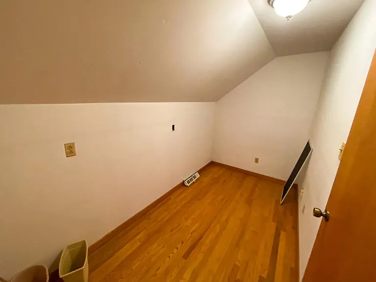 10910 Harford Rd — Photo 16