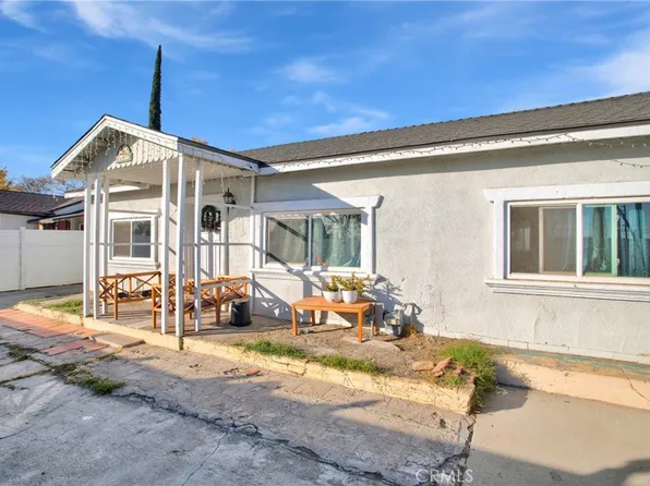 26472 Western Ave, Highland, CA 92346