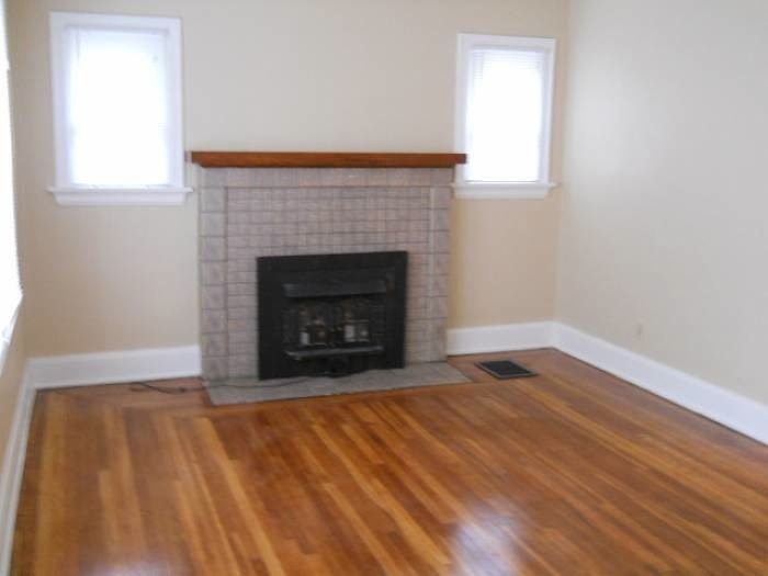 2nd image of 2801 Shaffer Ave
