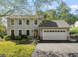 7356 Cedar Run Dr, Warrenton, VA 20187
