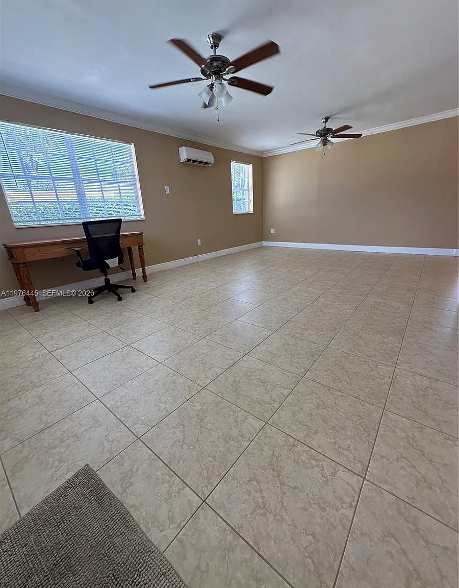 4 bed, 3.0 bath, 2313 sqft, $5,500 — Photo 3