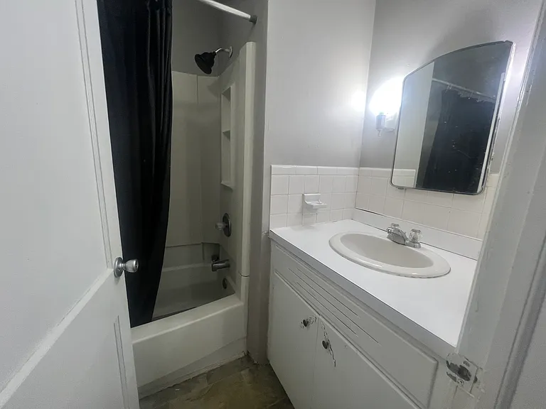 60 E Louther St #3 — Photo 8