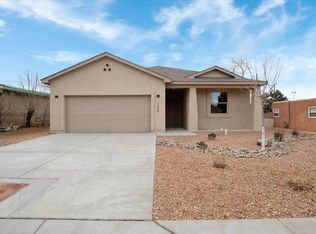 11424 Love Ave NE, Albuquerque, NM 87112