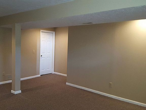 5th image of 6891 Muirfield Dr