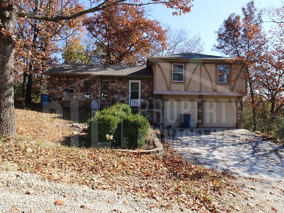 140 Dandelion Ct