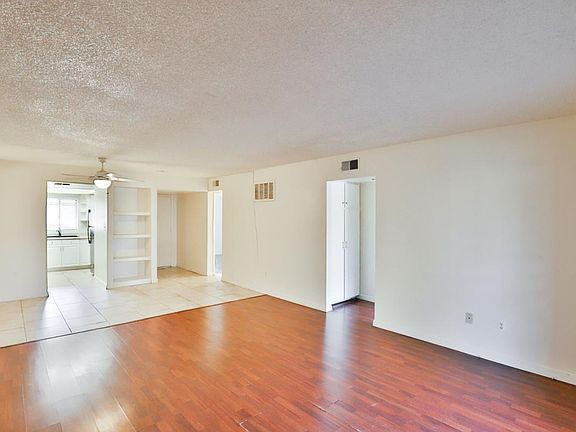 5th image of 10828 N Biltmore Dr APT 132