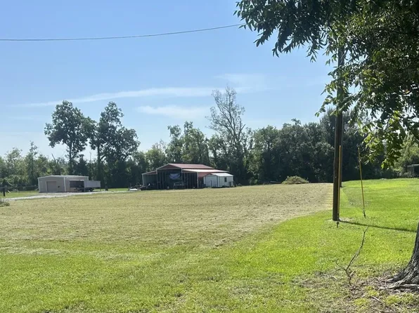 38043 Osten Beard Rd, Darrow, LA 70725