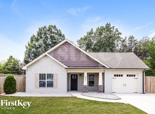 621 Dobson St, Kernersville, NC 27284
