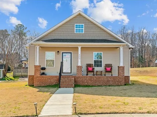 405 Coahulla Creek Dr, Dalton, GA 30721