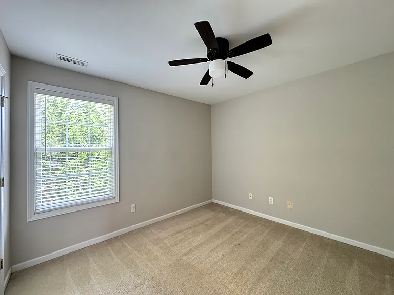 205 Laurens Way — Photo 19