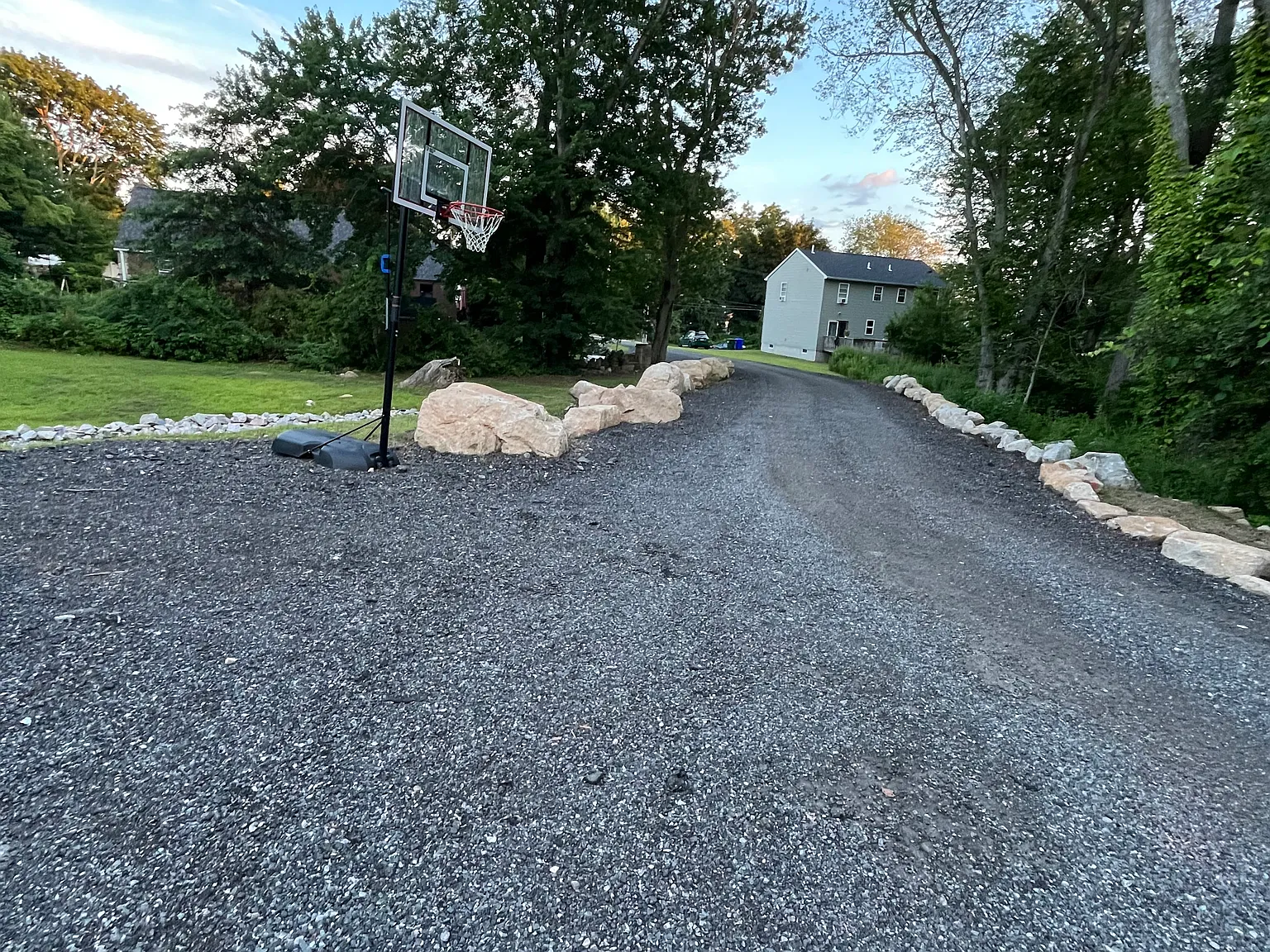 4 bed, 2160 sqft, $3,100 — Photo 4