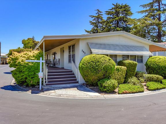 2nd image of 795 Villa Teresa Way #795