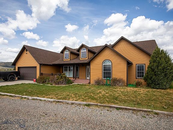 2nd image of 22 Coachman Ln