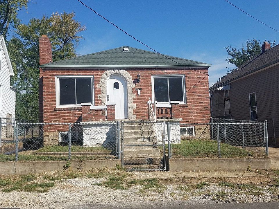 1st image of 141 E Etta Ave