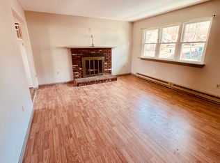 24 Cedar Ave #2, Waterbury, CT 06705