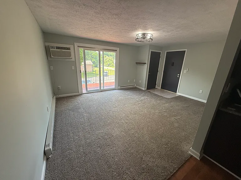 1703 Pennsylvania Ave #7 — Photo 8