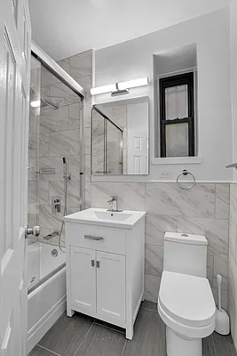 Rented by Tosh Marks Property Group | media 8