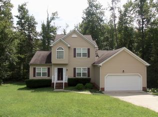 20019 Ivan Rd, South Chesterfield, VA 23803