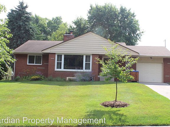 2nd image of 2442 Aglen St