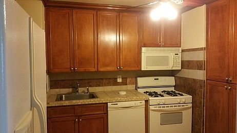 3rd image of 495 Odell Ave Ste 5