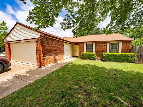 7308 Levitt Ct, Watauga, TX 76148
