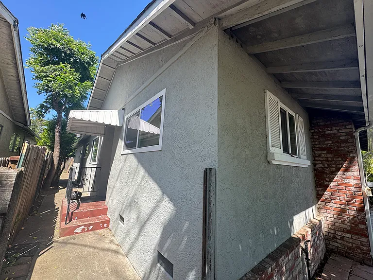 1719 Chapin St #A — Photo 2