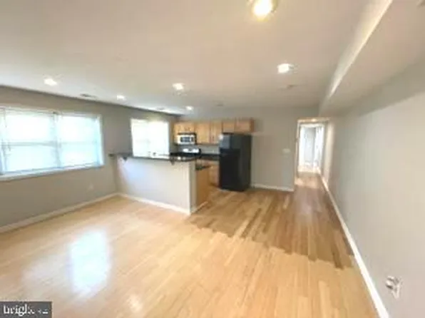 5045 Call Pl SE APT 202, Washington, DC 20019