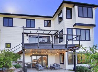 6528 Francis Ave N, Seattle, WA 98103