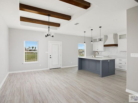 4th image of 709 Milania Dr