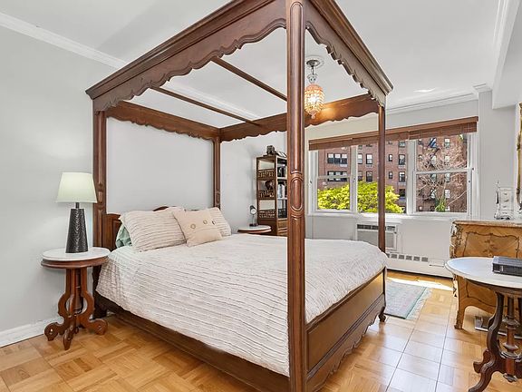 5th image of 315 E 69th St APT 7E