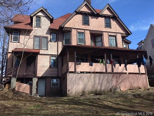 2nd image of 35 Fairview St