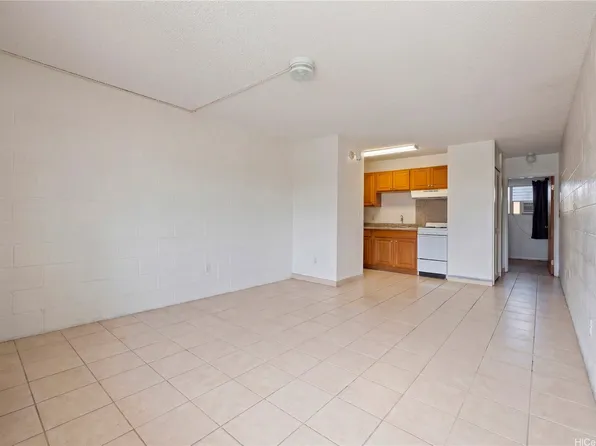 98-142 Lipoa Pl APT 109, Aiea, HI 96701