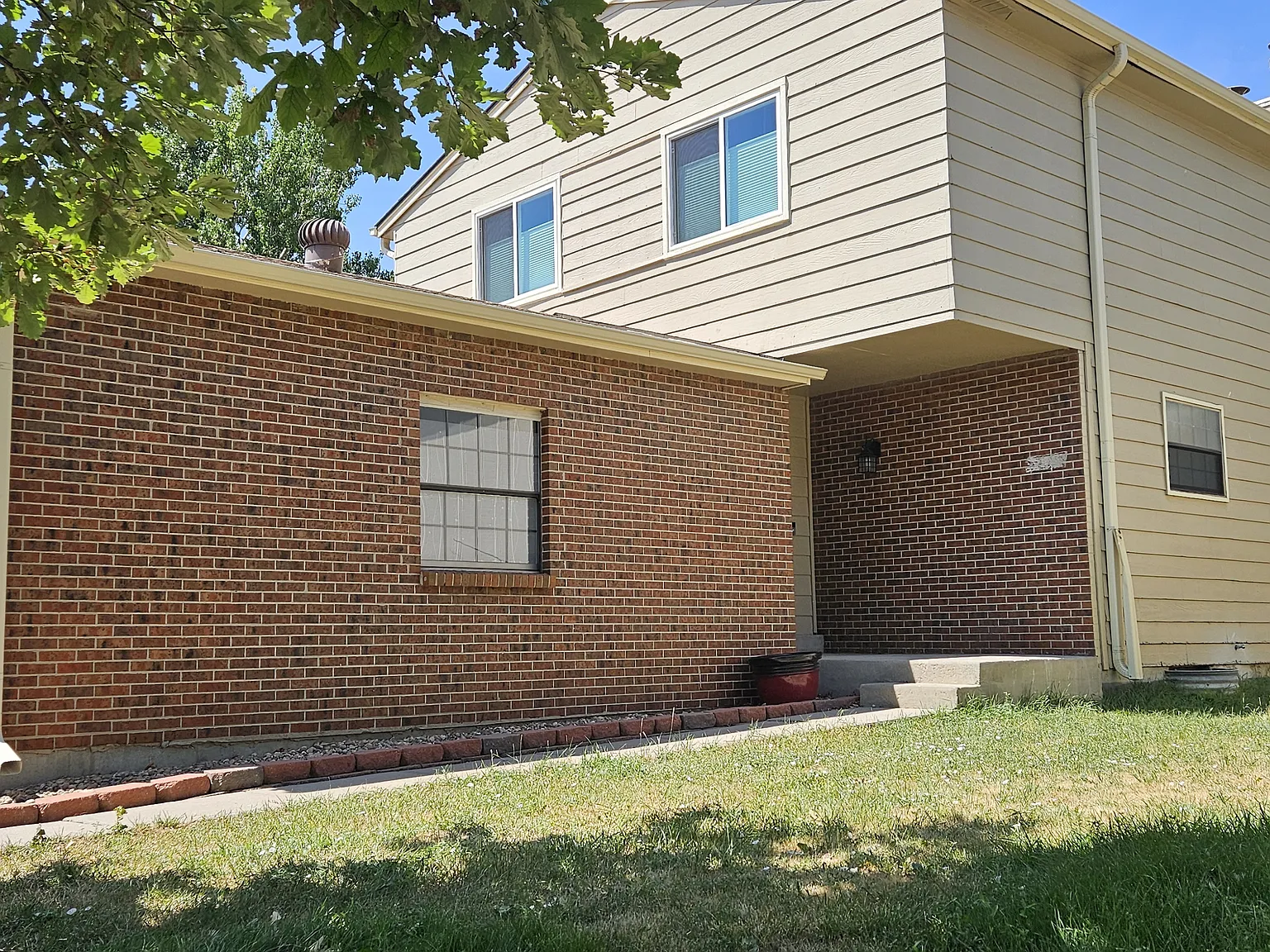 9123 Meade St — Photo 1