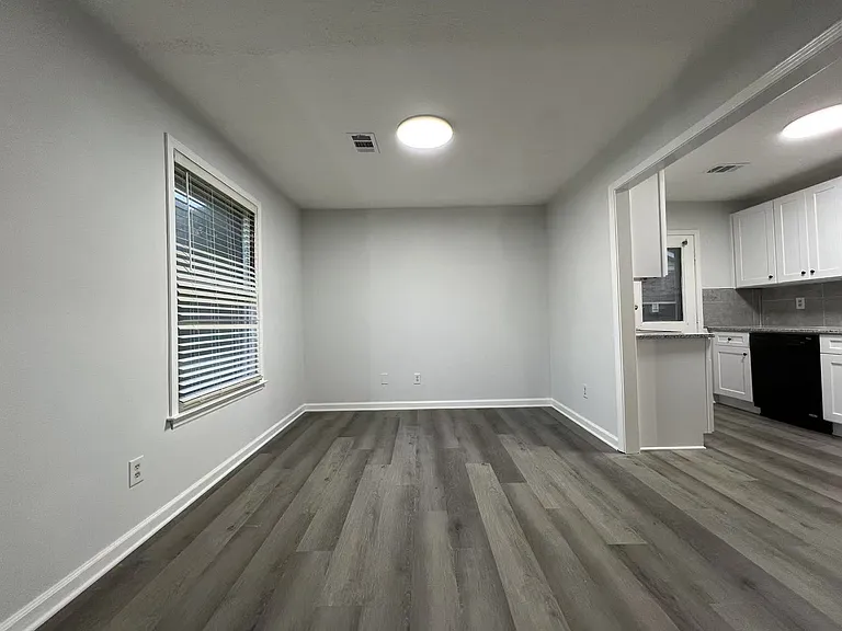 5020 Leeshire Trl — Photo 7