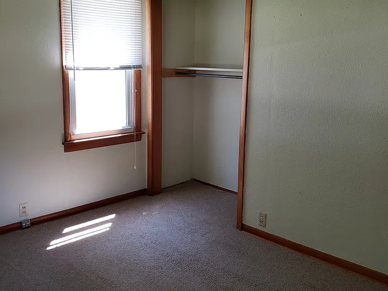 1607 Cornell Dr — Photo 6