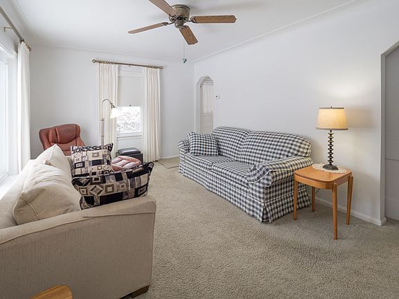 2821 Wellington Rd-105