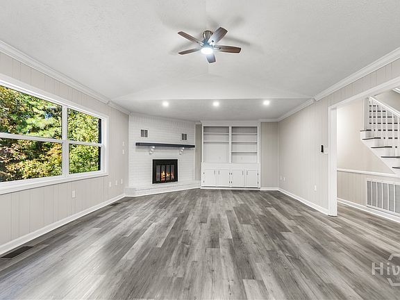 5th image of 347 River Bend Road