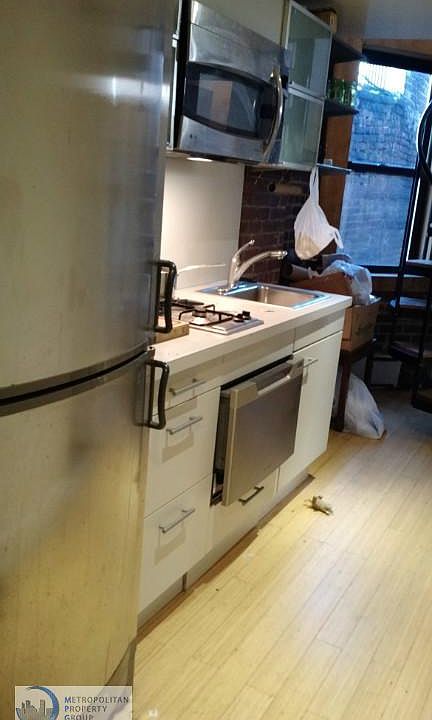 1st image of 163 Stanton St APT 9