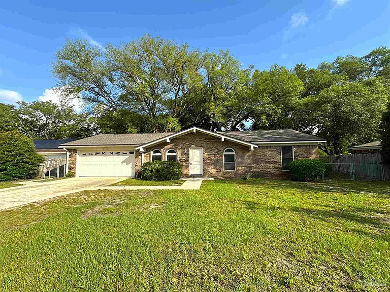 2952 Breckenridge Dr — Photo 1