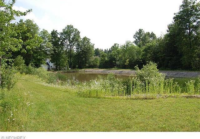 2nd image of 637 Wilcox Rd