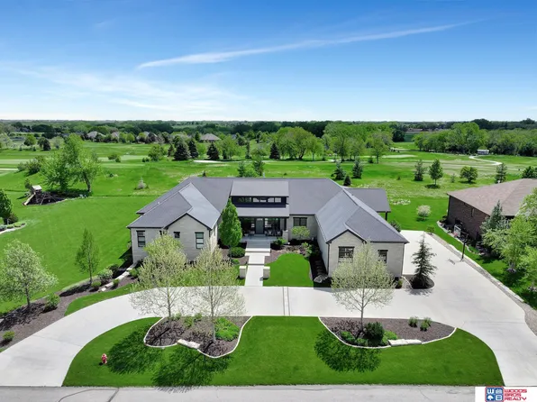 3700 Doonbeg Rd, Lincoln, NE 68520