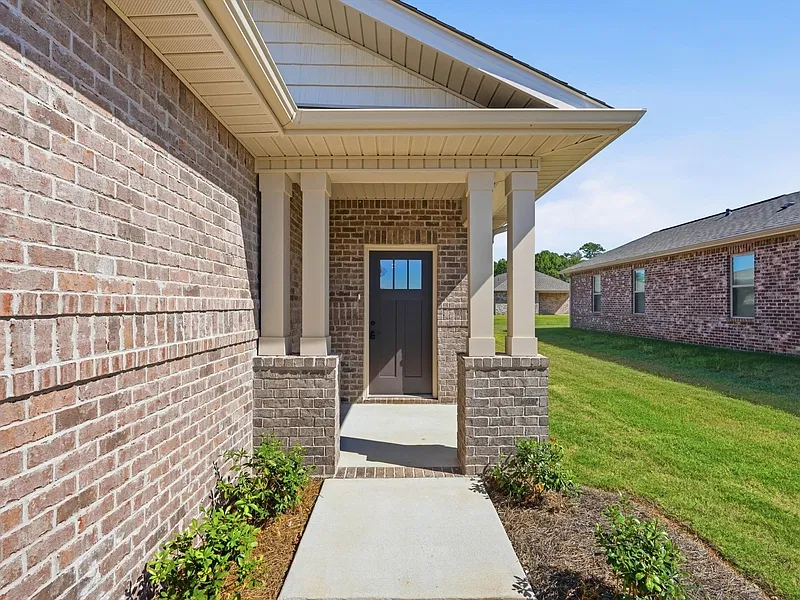 3 bed, 2.0 bath, 1457 sqft, $1,690 — Photo 3