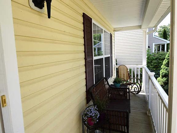3rd image of 8057 Beardsley Ave