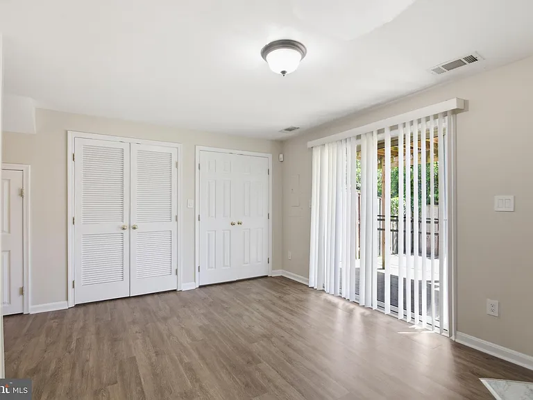 5504 Sacramento Mews Pl — Photo 3