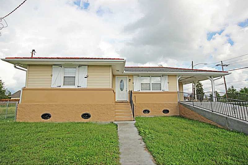 1st image of 4801 Longfellow Dr