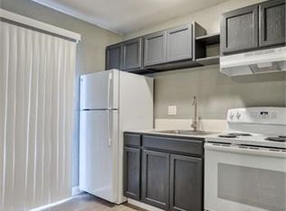 4660 Westside Rd APT 202, Redding, CA 96001