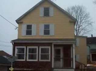 53 Maple St, Clinton, MA 01510
