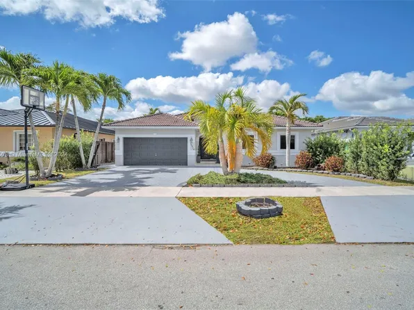 15974 SW 53rd Ter, Miami, FL 33185