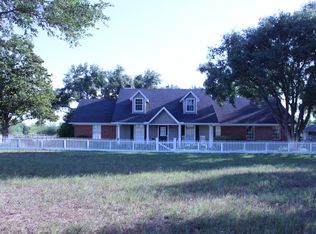 857 Levi Sloan Rd, Victoria, TX 77904
